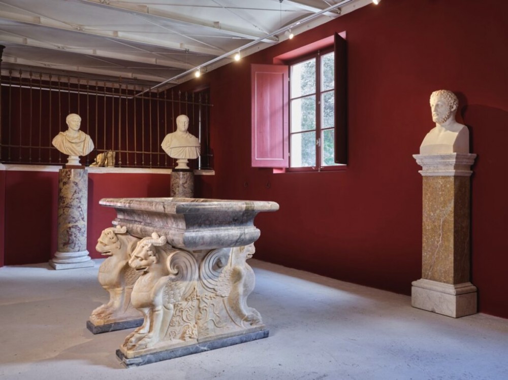 Installation view, Antiquarium. Copyright Fondazione Torlonia. Photo Agostino Osio